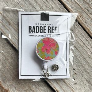 Floral Badge Reel with Pink Flowers
